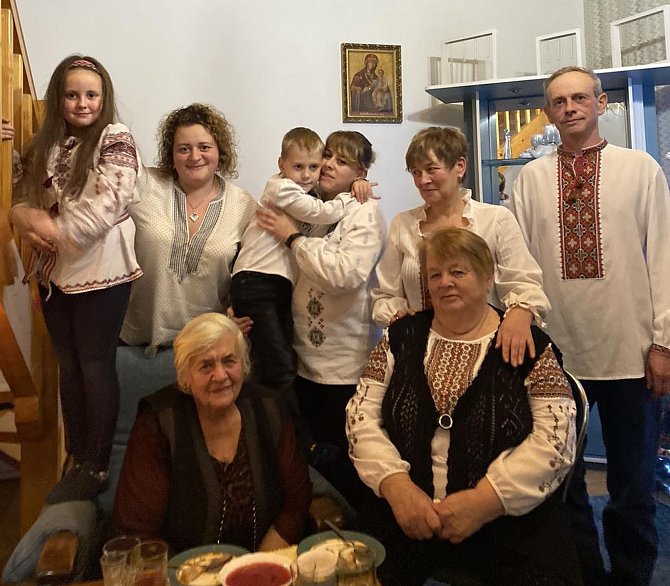 Iryna s rodinou.