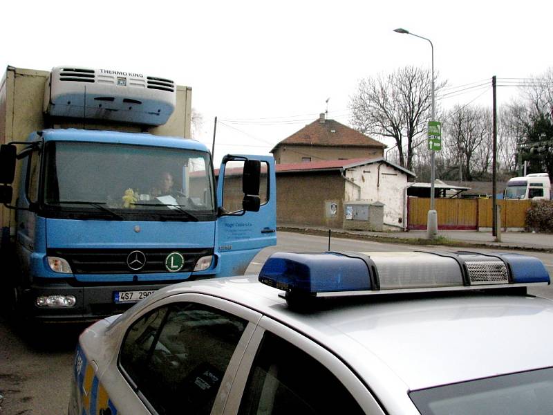 Policisté se zaměřili na nákladní vozy a autobusy