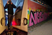 Policie hledá sprejera, který na vlaku způsobil škodu za 200 tisíc korun.