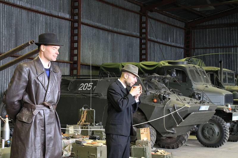 Army muzeum klub vojenské historie a techniky Zdice zahájilo sezonu.