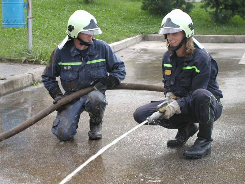 V roce 2002 přišly stovky rodin v Hýskově, Nižboru, Srbsku, Karlštejně i Zadní a Hlásné Třebani o střechu nad hlavou. Dodnes nejsou před velkou vodou chráněni. Protipovodňová opatření se zrealizovala pouze v Berouně a Králově Dvoře.