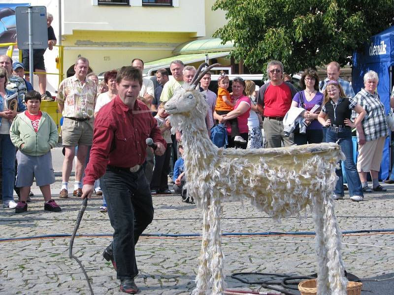 Bohatý program Prima dne s deníkem si nenechaly ujít desítky lidí