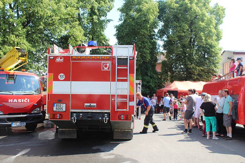 Dobrovolní hasiči v Králově Dvoře Počaply oslavili 120. výročí svého vzniku.