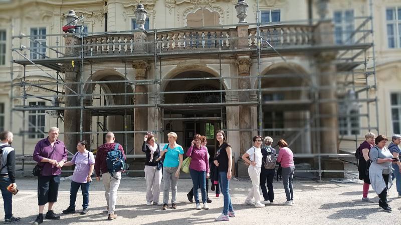 Výlet rokycanských ochránců přírody do Nižbora, Litoměřic a Ploskovic.