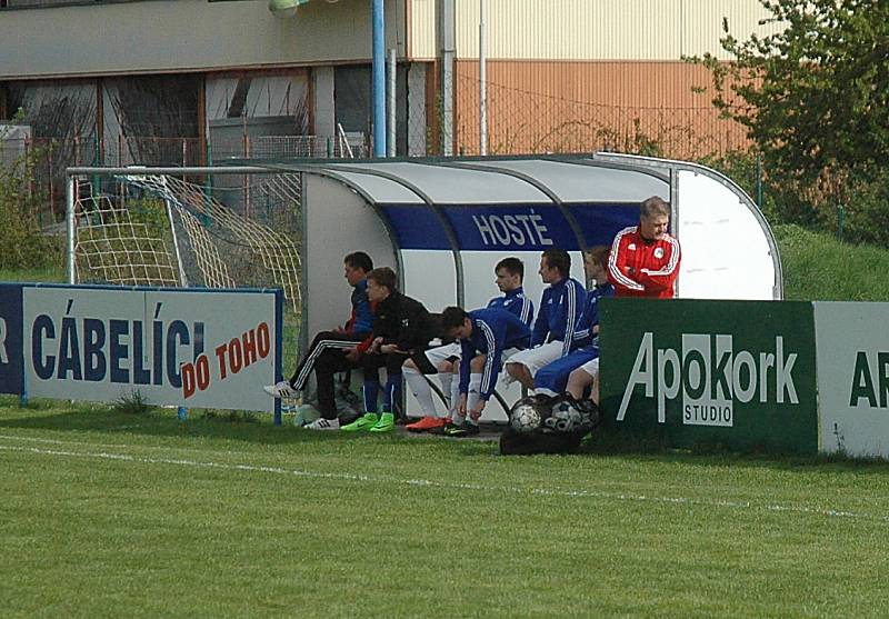 Starší dorostenci Hořovicka zvítězili v Králově Dvoře v utkání krajského přeboru 5:1.