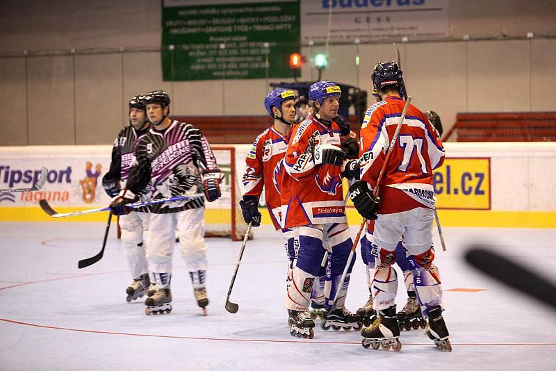 Berounští Medvědi ve finále extraligy in-lline hokeje obhájili titul 