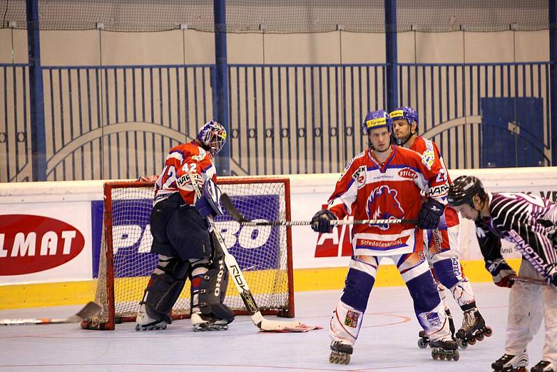 Berounští Medvědi ve finále extraligy in-lline hokeje obhájili titul 