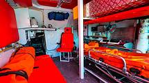 Záchranáři Trans Hospitalu Plus mají nyní k dispozici sanitní obojživelník BVP, který je určený k záchraně a evakuaci lidí z těžko dostupných míst