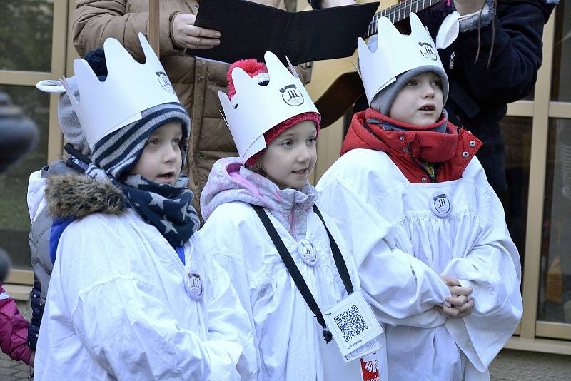 Do ulic Berouna vyrazili malí koledníci