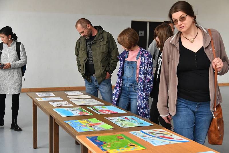 Z vyhlášení výsledků literárně-výtvarné soutěže Požární ochrana očima dětí v Berouně.