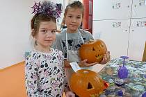 Dům dětí a mládeže v Berouně uspořádal halloweenské tvoření.