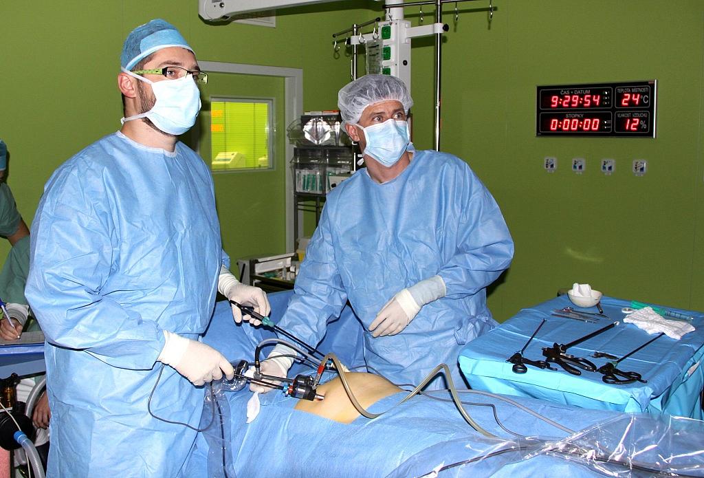 Hořovičtí začali operovat kýlu laparoskopicky - Berounský deník