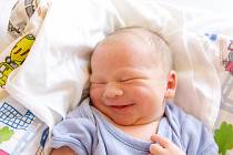 Mikuláš Přikryl se narodil v nymburské porodnici 29. června 2021 v 2.05 hodin s váhou 4100 g a mírou 52 cm. Do Křečkova chlapeček pojede s maminkou Adélou, tatínkem Břetislavem a sestřičkami Karolínou (6 let) a Natálií (4 roky).