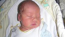 Prvorozený syn Daniel se narodil v neděli 16. ledna mamince Nikole Matouškové a tatínkovi Danielovi Maturovi. Po příchodu na svět vážil Daník 3,50 kg a měřil 52 cm. Domov má novopečená rodinka v Dobřichovicích. 