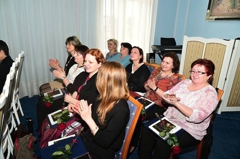 Ocenění pedagogických i nepedagogických pracovníků v Berouně