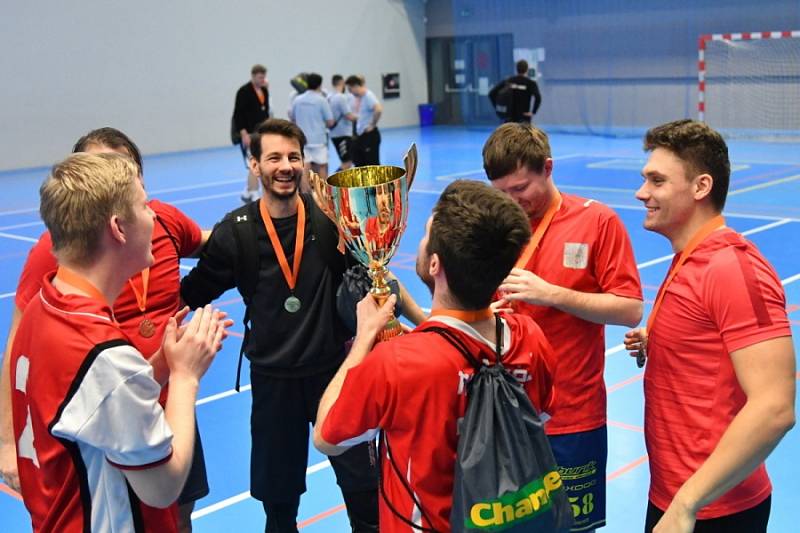 Futsalová novinářská trofej patří letos Novinkám.