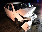 Dopravní nehoda dvou osobních vozidel značky Škoda na silnici II/118 u Železné na Berounsku.