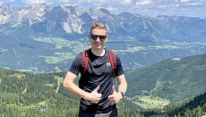 Zdeněk Steiner. Na turistické dovolené v Rakouských Alpách