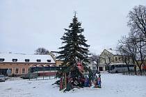 Vánoční strom Hostomice.