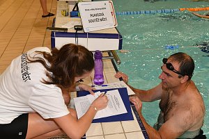 Do plavecké soutěže měst na sto metrů se v Berouně zapojilo skoro 350 plavců.