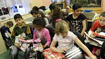 Díky štědrým čtenářům Berounského deníku měly děti v azylovém domě krásné Vánoce. 
