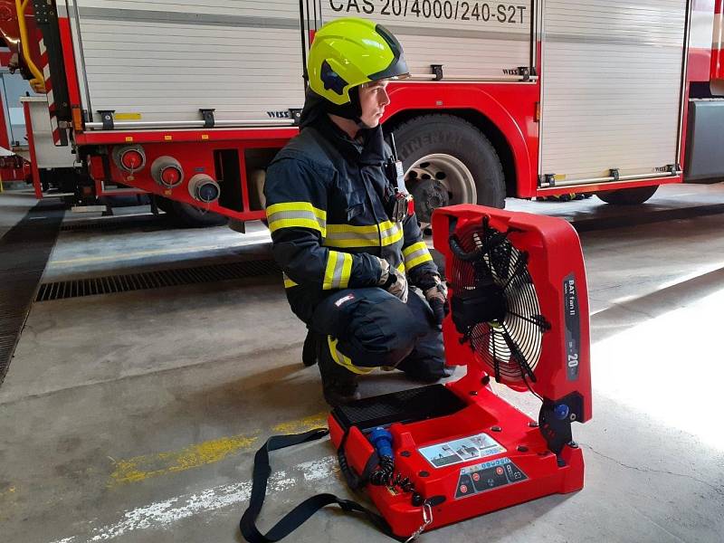 Akumulátorový přetlakový ventilátor Leader BATfan 2.