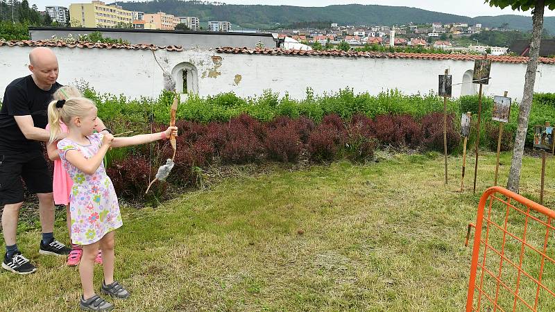 Královský průvod 'Poselstvo vévody Štěpána II. bavorského' spojený s historickým jarmarkem v Berouně.