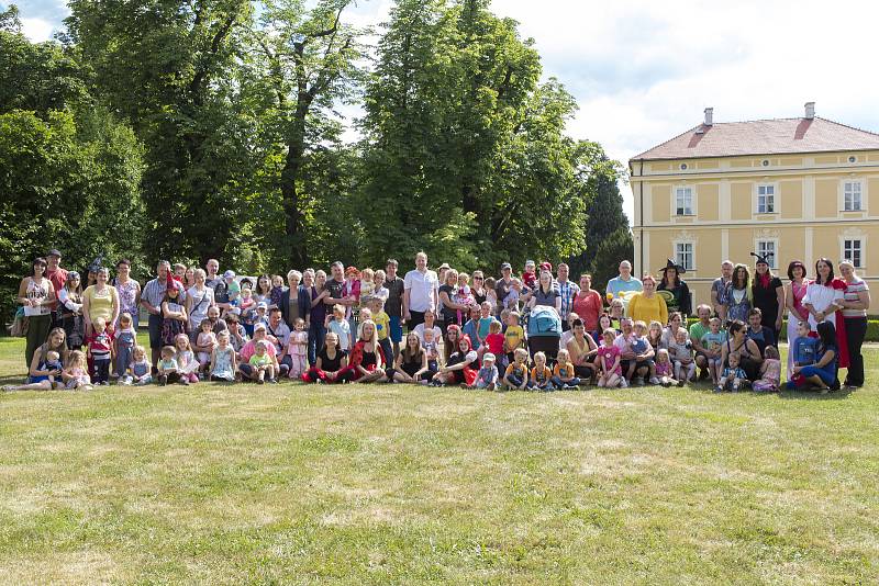 Třetí setkání předčasně narozených dětí se uskutečnilo v hořovickém parku.