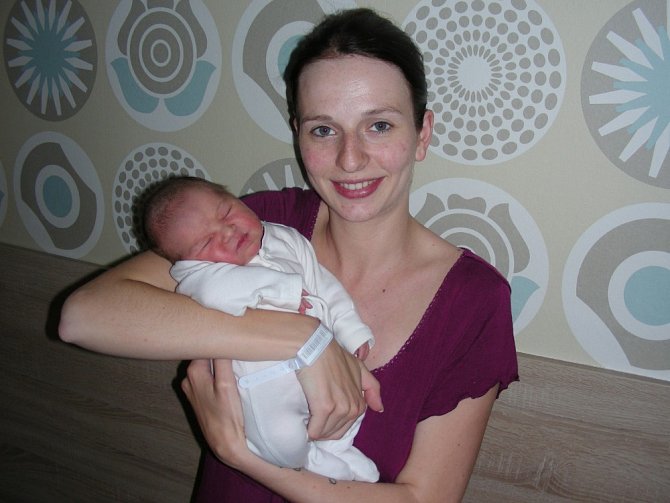 Manželům Nikole a Zdeňkovi Nápravníkovým ze Zahořan, se 12. května 2019 narodila dcera Viktorie s váhou 3,18 kg a mírou 48 cm. Viktorka bude vyrůstat s bráškou Sebíkem (2 r. 4 m.).