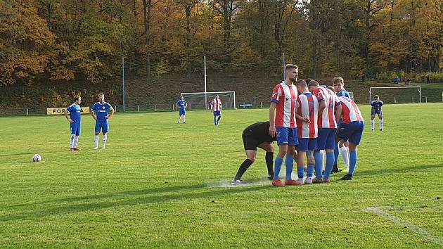 Fotbalová divize, skupina A: FK Hořovicko - Český lev-Union Beroun 1:2 pk.