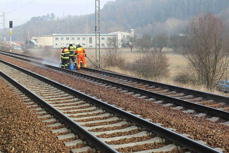 Tragická nehoda na železniční trati v Popovicích u Berouna