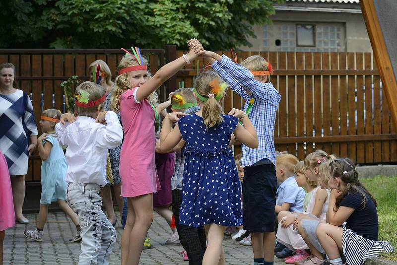 Ze slavnostního rozloučení s předškoláky v Mateřské škole Sluníčko v Berouně.