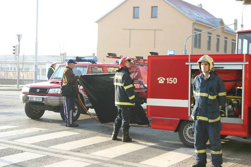 Dopravní nehoda v centru Berouna si vyžádala jeden lidský život.