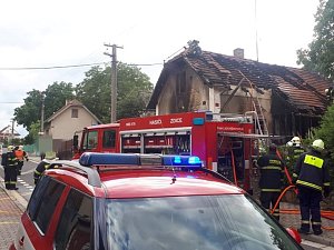Požár rodinného domu v obci Tmaň.