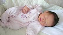 DATUM 20. května 2017 má v rodném listě zapsané Eliška Jamrišková, dcerka Gabriely Lukešové a Milana Jamrišky z Holoubkova. Holčička vážila po porodu 3,10 kg a měřila 49 cm. Eliška bude vyrůstat s bráškou Šimonkem (7). 
