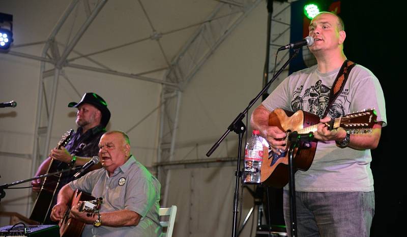 Zámecký mini festival.