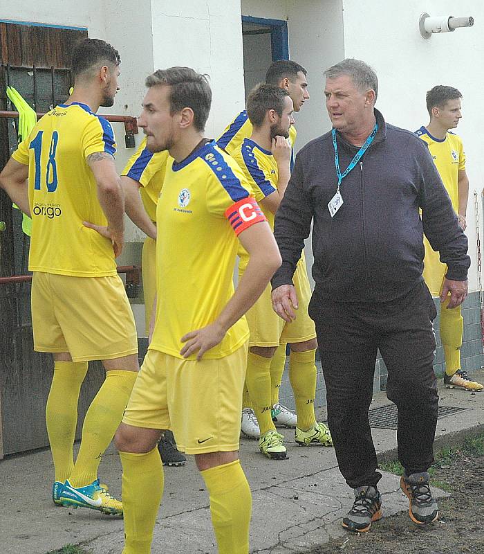 Slavnostní začátek a pak rozpaky. Hořovick prohrálo 2:3.