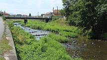 Hladiny Berounky, Litavky a Červeného a Stroupinského potoka jsou značně pod průměrem.