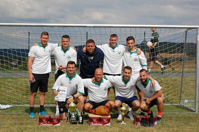 Třetí ročník Fernet stock Cupu v Chyňavě vyhrál tým Young boys Beroun.