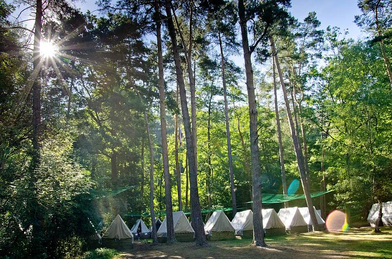 Táborový klub Zálesák Liteň tradičně pořádá letní stanové tábory.