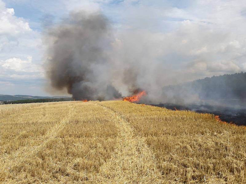 Prach v motoru odstartoval inferno mezi Rpety a Felbabkou.