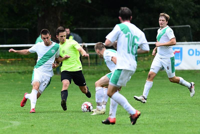 Fotbalová I.B třída, skupina E: Loděnice - Králův Dvůr 2:1.