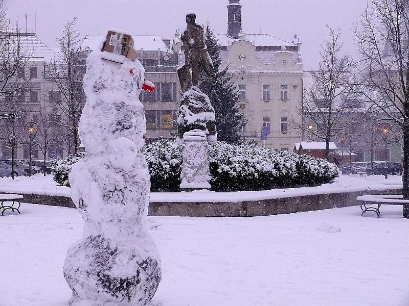 Beroun zasypal sníh