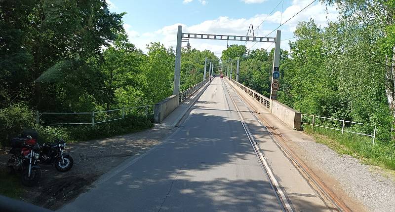 Nájezd na most Duha v Bechyni.