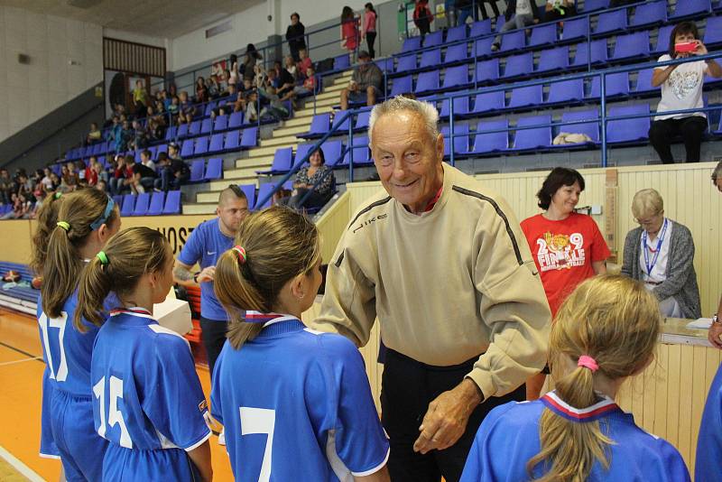 Superfinále zakončilo ročník Školské ligy v basketbale.