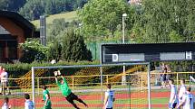 Fotbalová A třída: Prachatice - Vodňany 4:2.