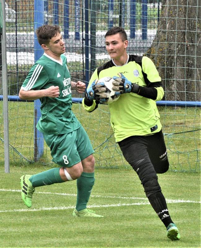 Starší dorost Junioru porazil Sedlčany 3:0.