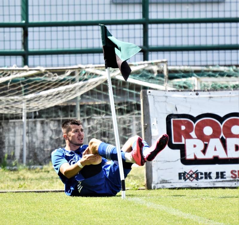 Fotbalová divize: FK Příbram B - Otava Katovice 2:2 (1:1).