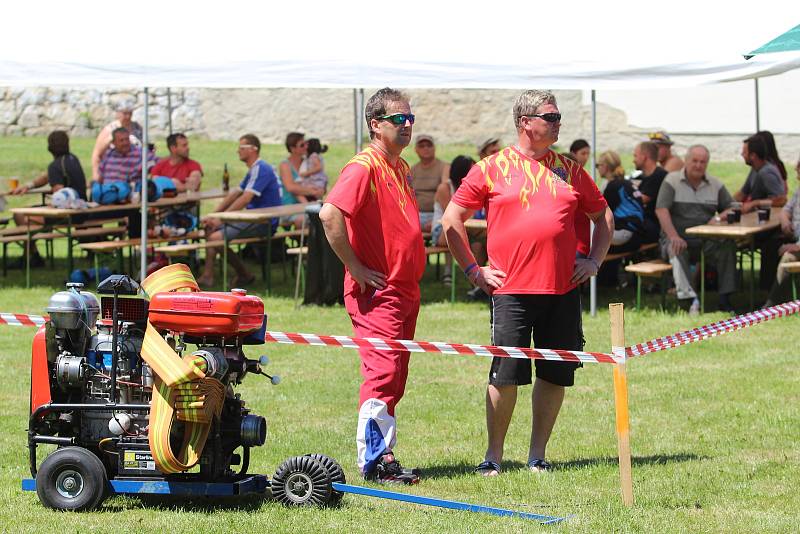 Klání se koná v sobotu 2. července v Mladěovicích.