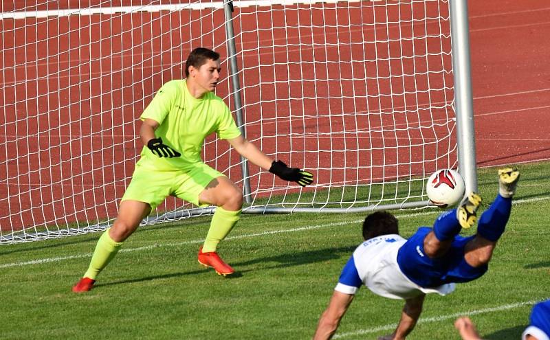 Fotbalový KP: Junior Strakonice -  Týn nad Vltavou 1:0 (0:0).